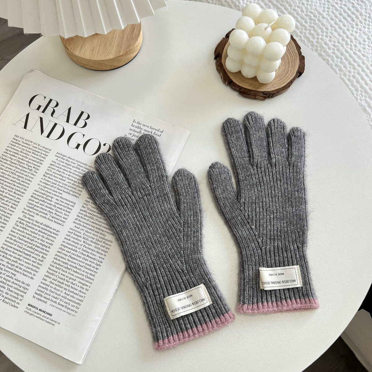 Simple Color Contrast Touch Screen Knit Gloves 6W6GLO51
